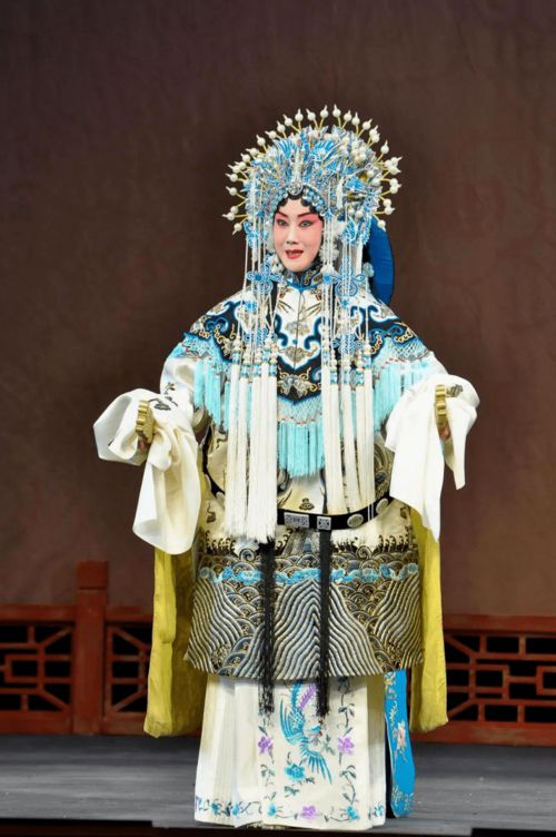 京劇服飾 見衣識人 原來大有玄機(jī)